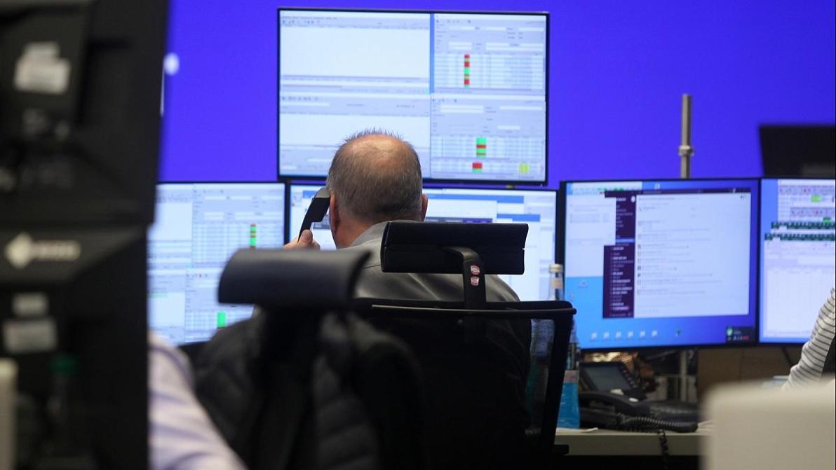 Wirtschaft - Dax legt zu - US-Einzelhandelszahlen kommen gut an Wirtschaft - Dax legt zu - US-Einzelhandelszahlen kommen gut an